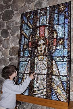 &copy; Steve Grillo, www.GrillosView.com
The Body of Christ at All Saints'